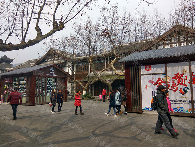 樹(shù)脂瓦移動(dòng)商鋪，占據(jù)步行街商機(jī)