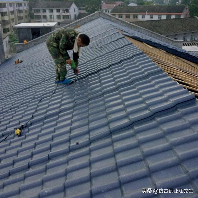 導(dǎo)讀：農(nóng)村蓋房用樹(shù)脂瓦適合嗎？聽(tīng)完行家的分析，恍然大悟