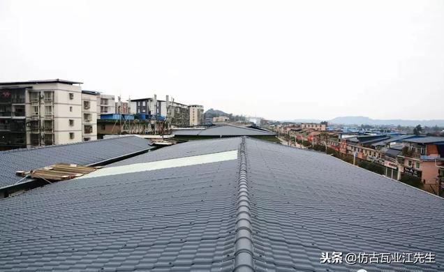 鐵瓦換成了樹脂瓦，龍泉驛區(qū)這些屋面有了大變樣！龍泉人的大機遇