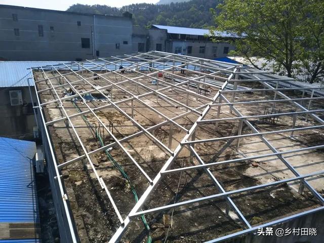 農(nóng)村自建房坡屋頂，用琉璃瓦還是樹脂瓦？看看內(nèi)行人的經(jīng)驗(yàn)分享