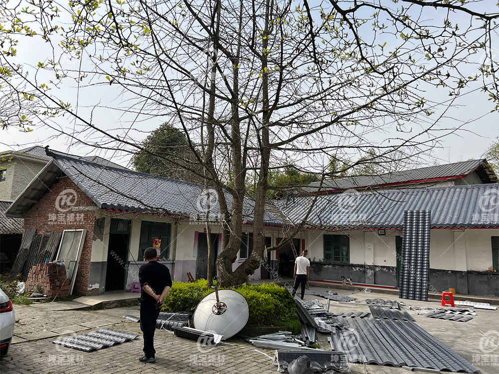 100-200平方房子鋪多少合成樹脂瓦？總費用多少錢？